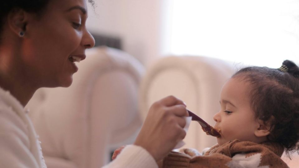 Consulta con tu médico si puedes darle estos alimentos a tu bebé